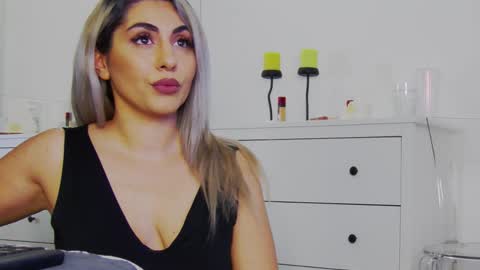 CelineMeyer online show from 11-04-25, 06:34