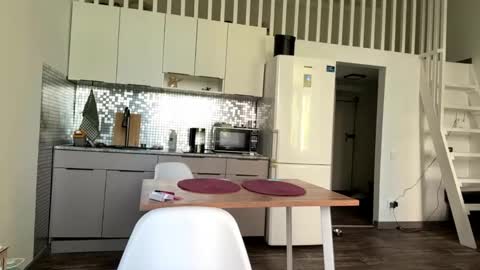 Snapshot of celineruppert chatting on 06-09-26, 12:11 Amilia online show from 06-09-26, 12:11