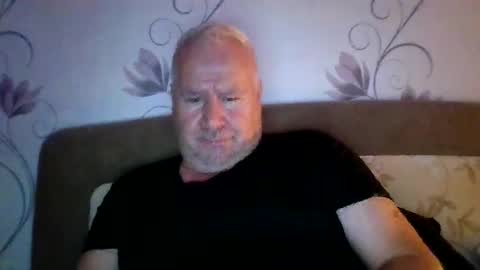 Snapshot of celli68 chatting on 01-19-25, 05:18 celli68 online show from 01-19-25, 05:18