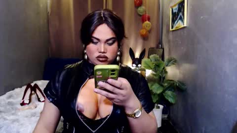 cellinekittcumerr online show from 11-15-25, 05:53