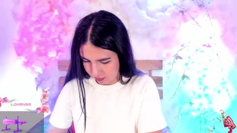 Hello guys my name is Sofi and Lizzie and  Vanessa online show from 02-17-25, 05:32