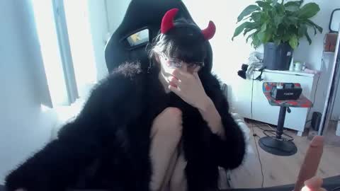 Snapshot of ceriselapine chatting on 09-27-25, 07:24 CeriseLapine online show from 09-27-25, 07:24