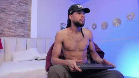 Snapshot of cero_khalifa chatting on 05-01-26, 03:49 cero khalifa online show from 05-01-26, 03:49