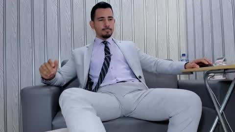 Cesar online show from 01-14-26, 04:01