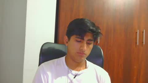 Snapshot of cesarex148 chatting on 01-11-25, 12:12 Cesar online show from 01-11-25, 12:12