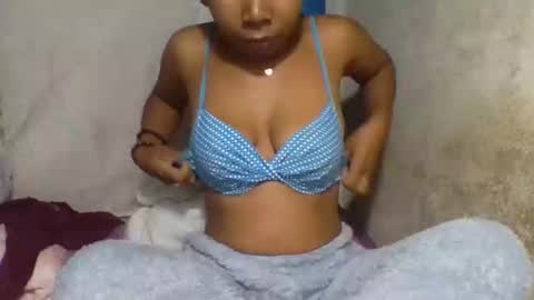 Snapshot of cettehot chatting on 05-16-26, 05:04 cette soa online show from 05-16-26, 05:04