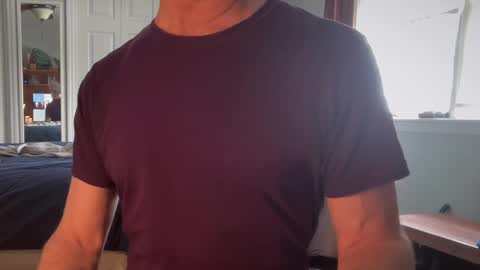 Snapshot of cfnmworkout1 chatting on 02-25-25, 05:04 cfnmworkout1 online show from 02-25-25, 05:04