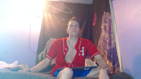 cguffey2284 online show from 01-02-25, 04:41