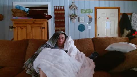 cguffey2284 online show from 01-04-25, 07:44