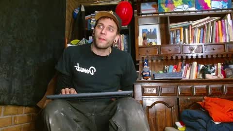 cguffey2284 online show from 03-07-25, 01:20