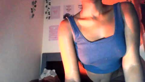 Snapshot of ch3rybery chatting on 07-26-26, 10:05 ch3rybery online show from 07-26-26, 10:05