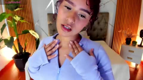 CHAARLOTTEE online show from 11-29-25, 08:56