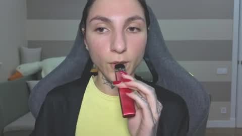Snapshot of chabibiann chatting on 05-19-26, 06:14 Kate online show from 05-19-26, 06:14