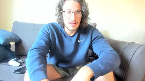 Lydong online show from 02-19-26, 07:32