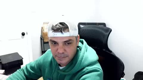 Snapshot of chadurmate chatting on 11-01-25, 12:34 chadurmate online show from 11-01-25, 12:34