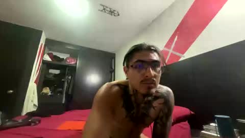 Snapshot of chaksman6669 chatting on 11-30-25, 05:55 chaksman6669 online show from 11-30-25, 05:55