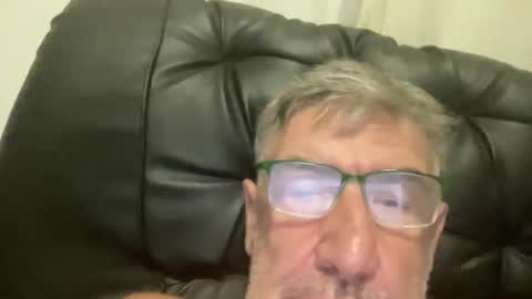 Snapshot of champsex305610 chatting on 02-03-26, 05:40 champsex305610 online show from 02-03-26, 05:40