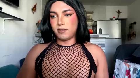 Snapshot of chanelfancy chatting on 05-20-26, 12:33 chanelfancy online show from 05-20-26, 12:33