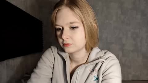 Lia online show from 12-02-25, 07:14