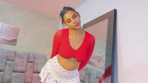 Snapshot of chanellsin chatting on 06-10-26, 09:03 CHANELL SIN online show from 06-10-26, 09:03