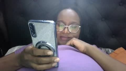 Snapshot of chantal99 chatting on 07-07-26, 05:39 chantal99 online show from 07-07-26, 05:39