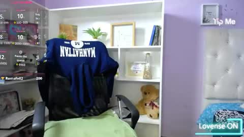 Snapshot of chantal_adams0 chatting on 07-02-26, 04:02 chantal online show from 07-02-26, 04:02