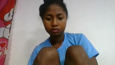 Snapshot of chantale483461 chatting on 06-03-26, 02:33 chantale483461 online show from 06-03-26, 02:33