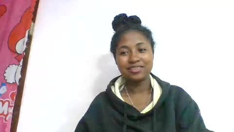 Snapshot of chantale483461 chatting on 06-30-26, 05:25 chantale483461 online show from 06-30-26, 05:25