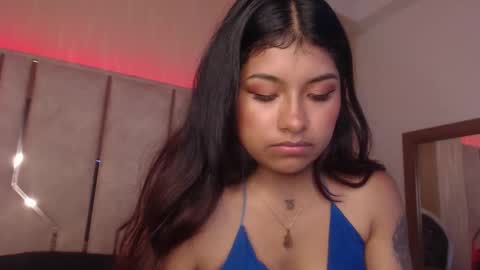  chantalpetit  online show from 01-05-26, 06:11