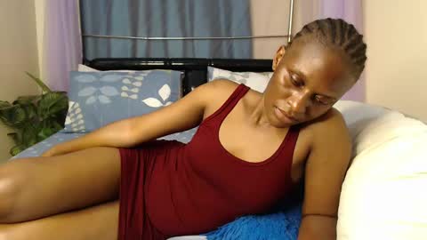 Snapshot of chantelsamz2 chatting on 12-30-24, 08:04 Chantel online show from 12-30-24, 08:04