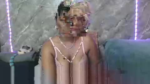 Snapshot of chanz10172 chatting on 10-13-25, 11:05 Zaria Vixen online show from 10-13-25, 11:05