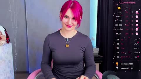 Suzanna Snow online show from 01-10-25, 07:25