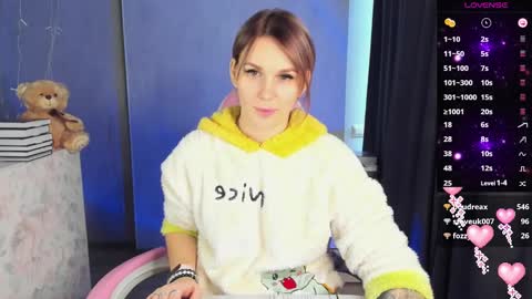 Suzanna Snow online show from 02-25-25, 07:09