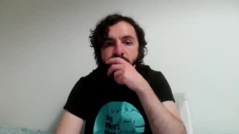 Snapshot of chaosdeafqueer chatting on 02-13-26, 06:26 Red online show from 02-13-26, 06:26