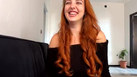 Snapshot of chaptertoo chatting on 09-20-25, 11:00 SofiLiam online show from 09-20-25, 11:00