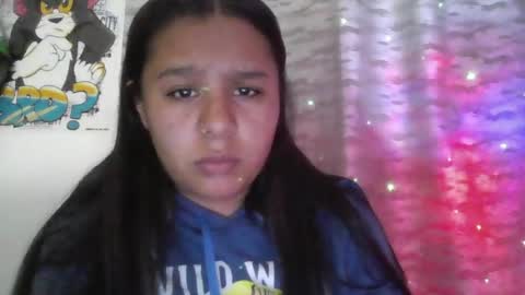 Snapshot of charis_21 chatting on 07-04-26, 01:23 charis 2 online show from 07-04-26, 01:23