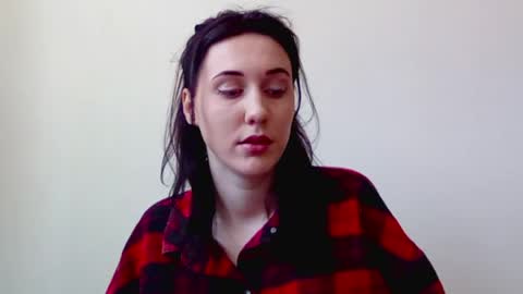 Emma online show from 05-23-26, 09:02