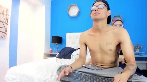 Charles y Elara online show from 12-13-24, 06:53