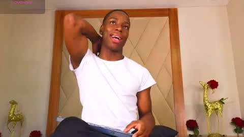 Snapshot of charlesbrown_ chatting on 06-26-26, 02:32 charlesbrown_ online show from 06-26-26, 02:32
