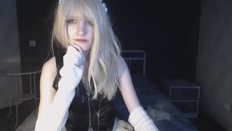 Snapshot of charlie_crystal chatting on 01-15-26, 03:22 Charlie online show from 01-15-26, 03:22