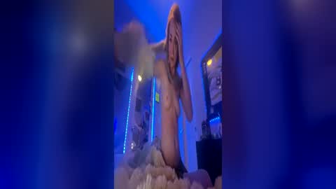 charliegoddess online show from 06-19-26, 10:52
