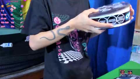 Charlie online show from 01-11-26, 11:54