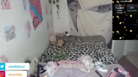 Snapshot of charlotbelucci_ chatting on 06-25-26, 06:34 Ale punky online show from 06-25-26, 06:34