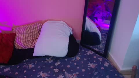 Char 3 online show from 03-08-25, 09:40