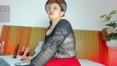 C H A R L O T T E online show from 07-11-26, 03:20