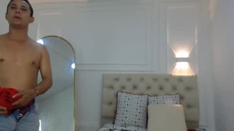 charlottte y dante online show from 12-21-25, 09:33