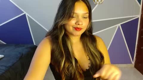 Charlotte  online show from 10-23-25, 07:23