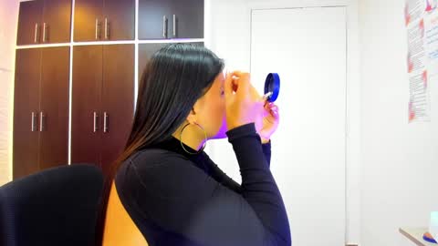 Charlotte Icee online show from 01-15-25, 04:32