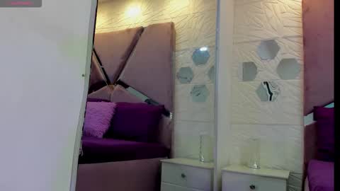 Charlotte Icee online show from 09-27-25, 04:45