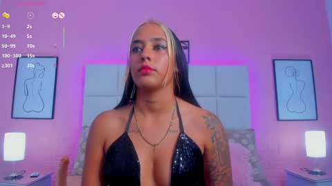 Snapshot of charlotte_kisss chatting on 05-25-26, 07:09 Charlotte online show from 05-25-26, 07:09
